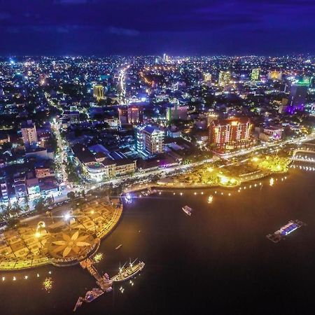 Vindhika Hotel Pengayoman Makassar Dış mekan fotoğraf
